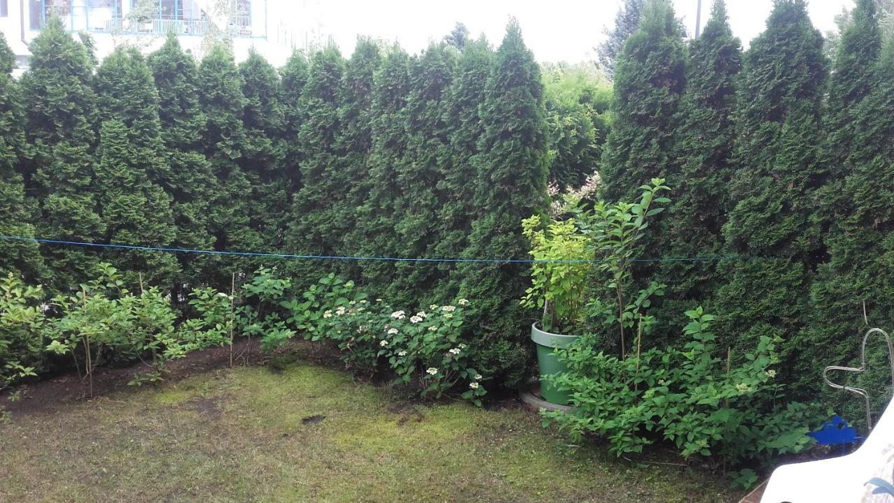 Apartament Rodzinny Family Garden Jastrzebia Gora Bagian luar foto